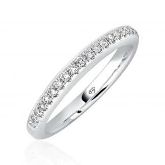 Wedding Ring with Brilliant cut Diamonds cut claws