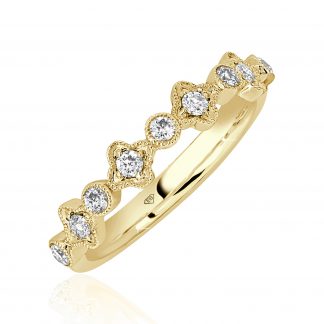Round diamond clover ring