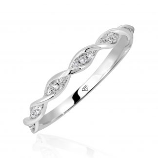 White Gold Diamond Ring with a Twisted Rope Design