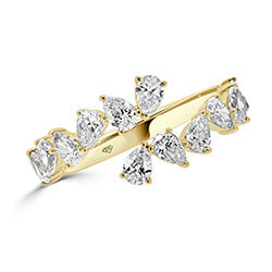 Pear Diamonds ring