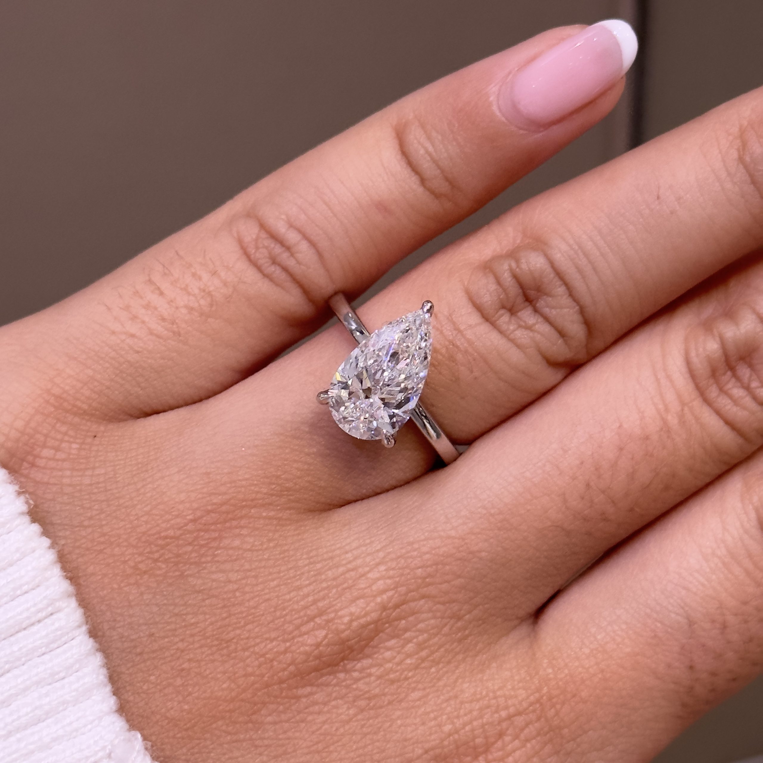 PEAR CUT DIAMOND SOLITAIRE