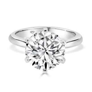 lab grow diamond engagement ring 