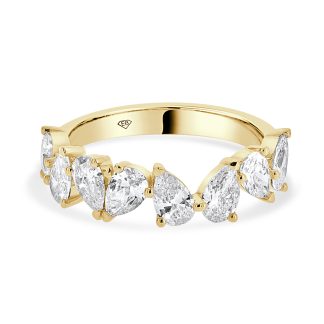 18ct Yellow Gold Pear Cut Lab Diamond Wedding RingPear cut wedding ring