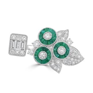 18kt White Gold Diamond & Emerald Dress RingEmerald dress ring