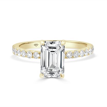 Emerald cut engagement ring