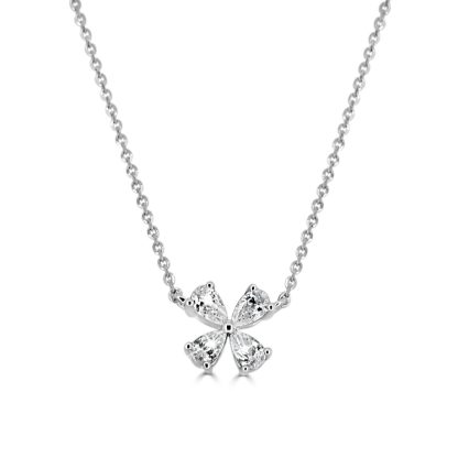 Diamond clover pendant necklace with natural diamonds in 18kt gold