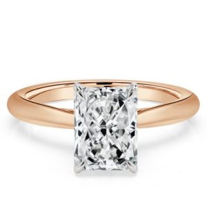 Solitare radiant cut engagement ring